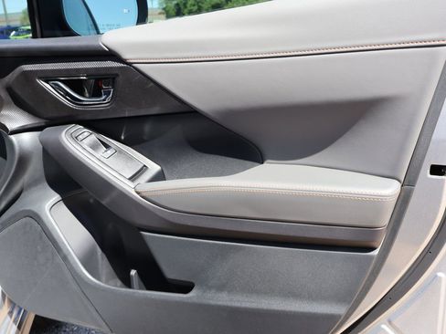 New 2026 Subaru Crosstrek 2.5i Limited AWD/4WD image 9