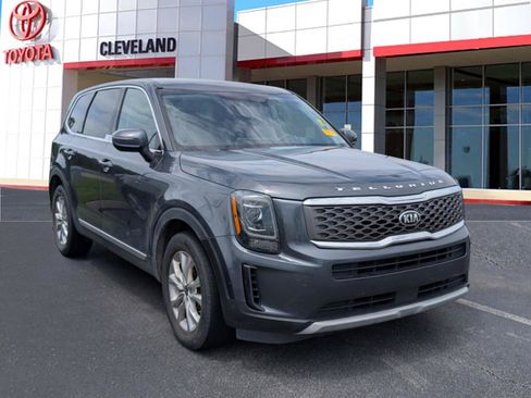 Used 2020 Kia Telluride LX FWD image 2