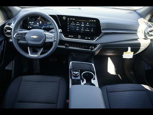New 2026 Chevrolet Equinox LT FWD image 12
