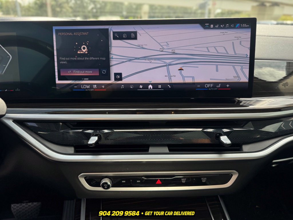 Used 2024 BMW X7 xDrive40i w/ Premium Package AWD/4WD image 18