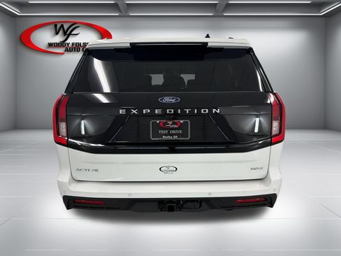 New 2026 Ford Expedition Max Active RWD image 7