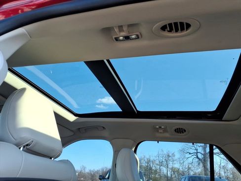 Used 2020 Ford Explorer Platinum w/ Premium Technology Package image 7