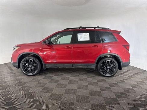 Certified 2024 Honda Passport Black Edition image 6