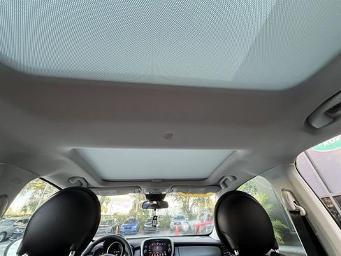 Used 2018 FIAT 500X Trekking image 17