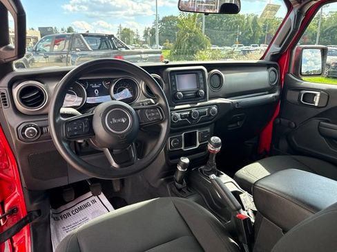 Used 2021 Jeep Gladiator Sport AWD/4WD image 24