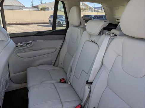 New 2026 Volvo XC90 T8 Ultra w/ Protection Package Premier image 12