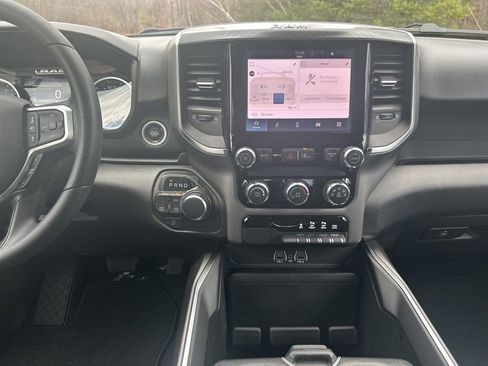 New 2026 RAM 1500 Express AWD/4WD image 17