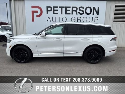 Used 2022 Lincoln Aviator Reserve w/ Equipment Group 201A AWD/4WD image 7