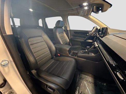 Used 2025 Honda CR-V EX-L image 33