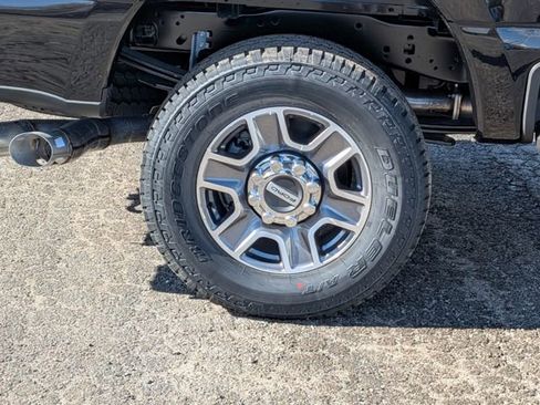 New 2026 Ford F250 Lariat w/ FX4 Off-Road Package image 8