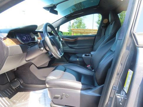 Used 2020 Tesla Model X Long Range AWD/4WD image 11