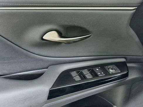 Used 2023 Lexus ES 350 w/ Accessory Package (Z2) FWD image 10