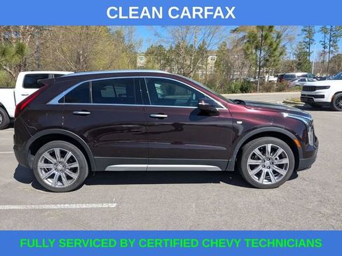 Used 2021 Cadillac XT4 Premium Luxury image 2
