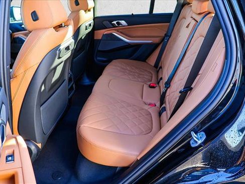 New 2026 BMW X5 xDrive50e image 19