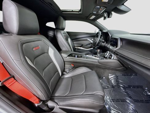 Used 2024 Chevrolet Camaro SS RWD image 28