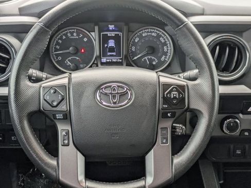 Used 2023 Toyota Tacoma TRD Off-Road image 13