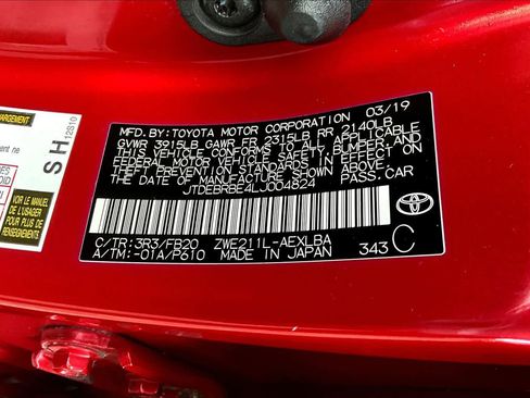 Certified 2020 Toyota Corolla LE image 32