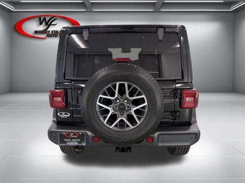 New 2026 Jeep Wrangler Unlimited Sahara AWD/4WD image 7