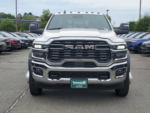 New 2026 RAM 5500 Tradesman AWD/4WD image 2