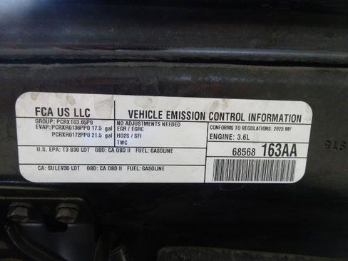 Used 2023 Jeep Wrangler Unlimited Rubicon w/ Cold Weather Group AWD/4WD image 51