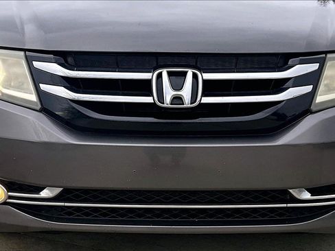 Used 2014 Honda Odyssey Touring Elite image 28