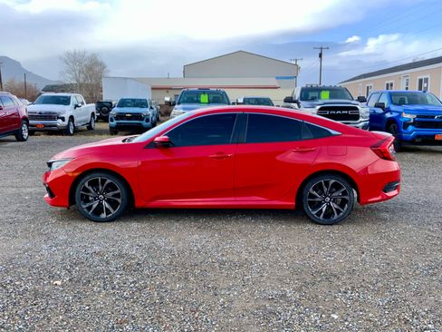 Used 2019 Honda Civic Sport image 2