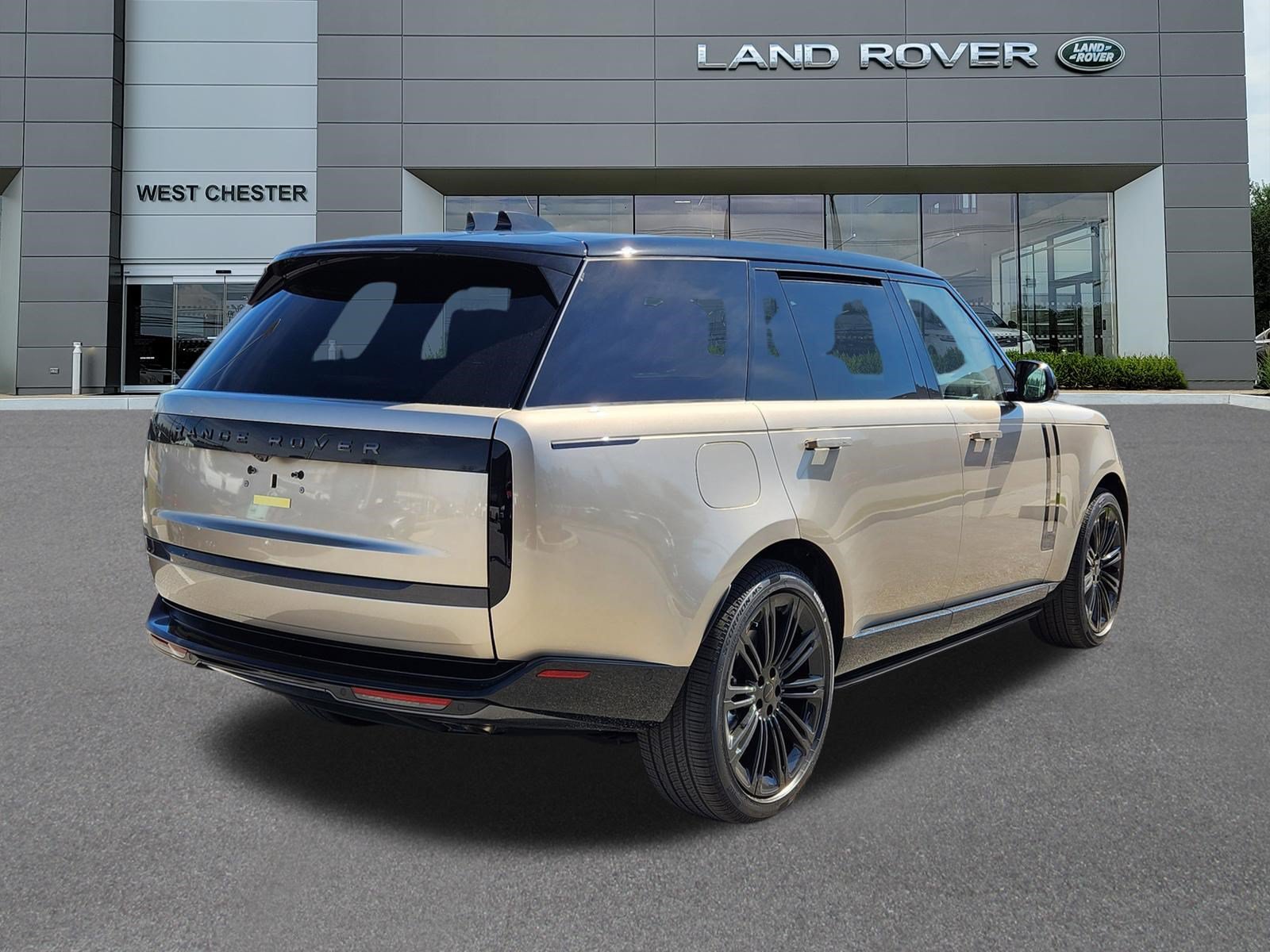 New 2026 Land Rover Range Rover Long Wheelbase SE AWD/4WD image 4