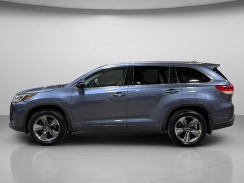 Used 2018 Toyota Highlander Limited Platinum AWD/4WD image 7