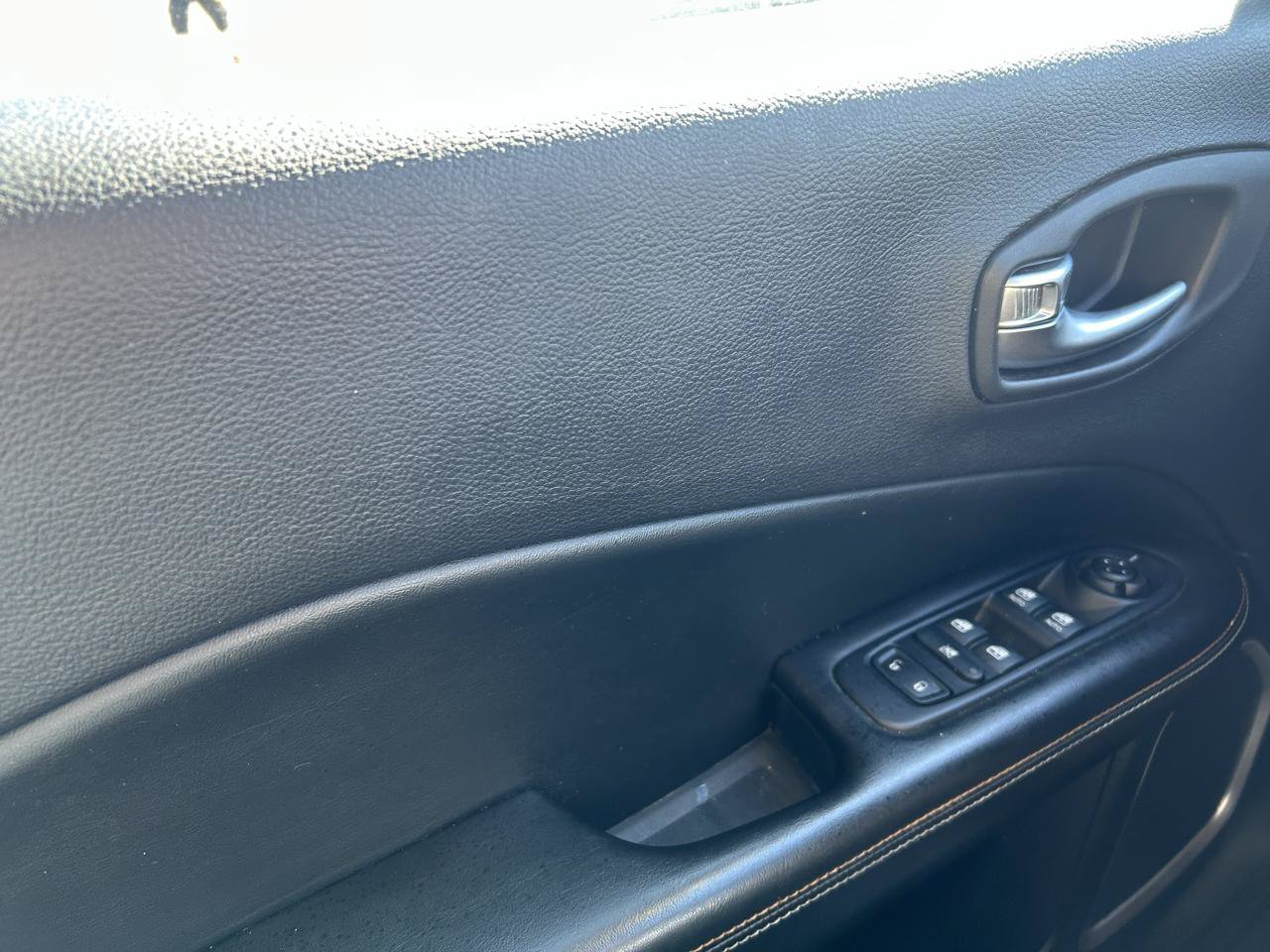 Used 2019 Jeep Compass Latitude w/ Popular Equipment Group AWD/4WD image 27