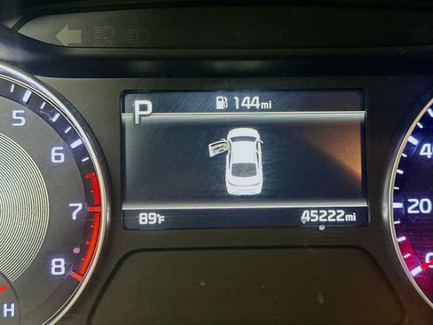 Used 2024 Kia Forte LXS FWD image 18