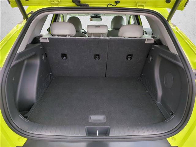 Used 2024 Hyundai Kona Limited FWD image 6