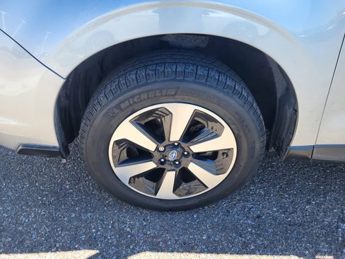 Used 2017 Subaru Forester 2.5i w/ Alloy Wheel Package image 25