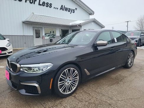 Used 2019 BMW M550i xDrive w/ Dynamic Handling Package image 26