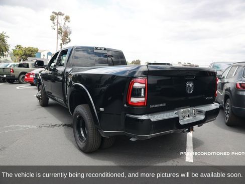 Used 2022 RAM 3500 Laramie AWD/4WD image 3