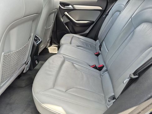 Used 2017 Audi Q3 2.0T Premium Plus w/ Premium Plus Package FWD image 17