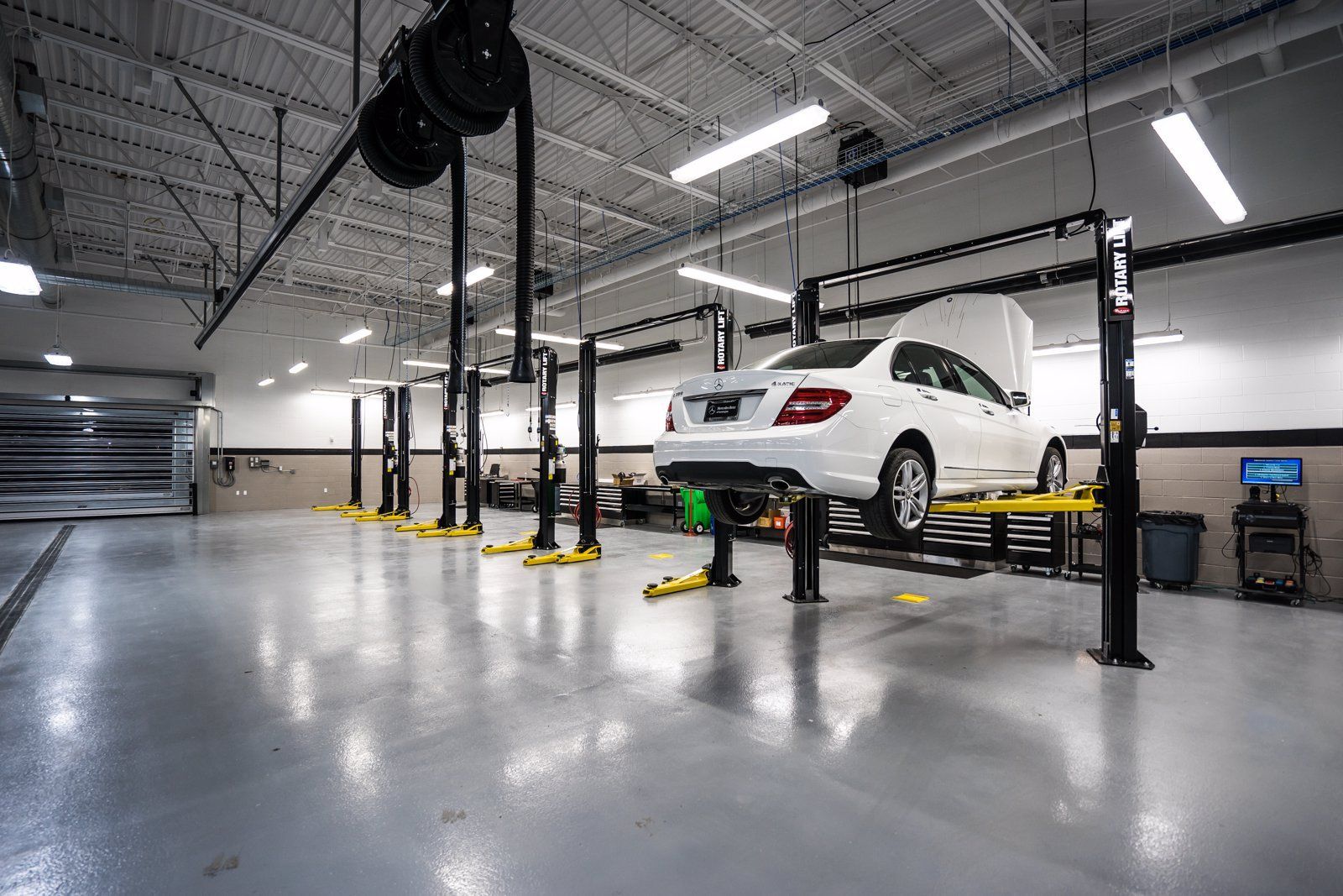 Certified 2025 Mercedes-Benz GLE 350 4MATIC image 37