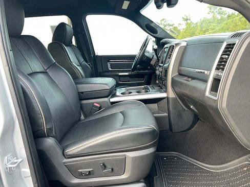 Used 2017 RAM 2500 Limited image 28