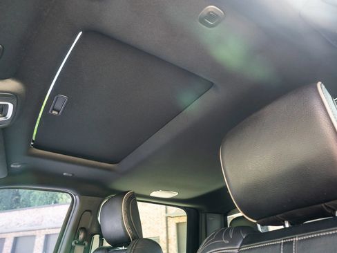 Used 2019 RAM 2500 Limited AWD/4WD image 21