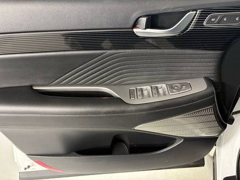 Used 2024 Hyundai Palisade Calligraphy image 20