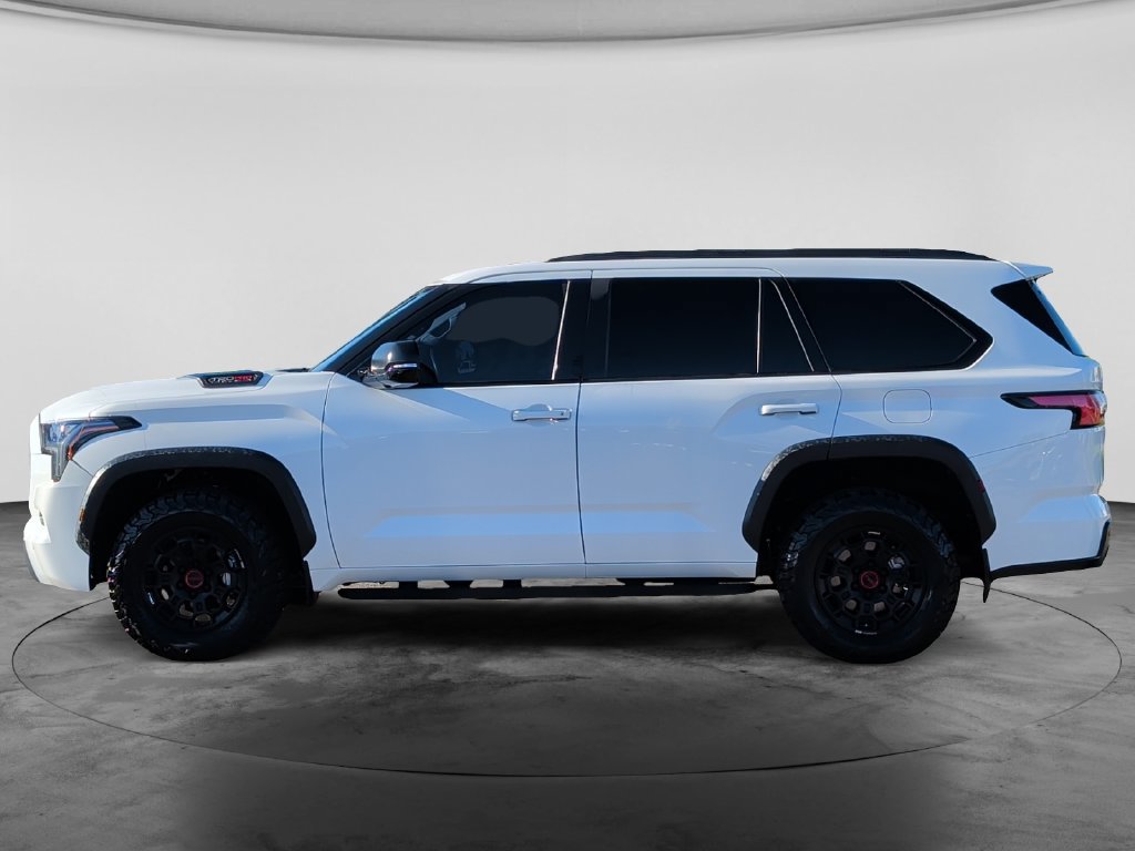 Used 2023 Toyota Sequoia TRD Pro AWD/4WD image 4