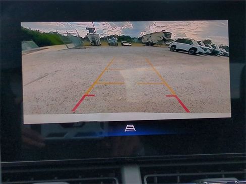 New 2026 Chevrolet Trax RS w/ Sunroof Package image 21