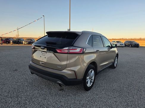 Used 2020 Ford Edge SEL w/ Cold Weather Package image 3
