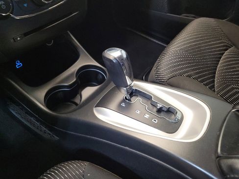 Used 2020 Dodge Journey SE w/ SE Popular Equipment Group FWD image 26