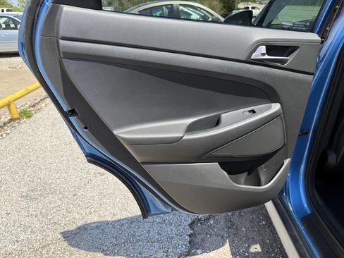 Used 2017 Hyundai Tucson Sport FWD image 18