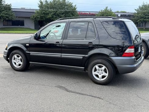 Used 1999 Mercedes-Benz ML 320 4MATIC image 7