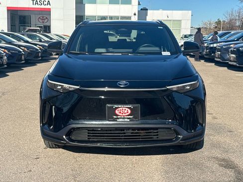 Used 2024 Toyota bZ4X XLE image 2