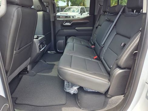 New 2026 GMC Sierra 1500 Denali w/ Denali Reserve Package AWD/4WD image 8