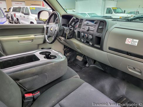 Used 2012 Chevrolet Silverado 1500 W/T RWD image 20