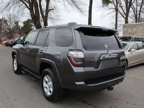 Used 2020 Toyota 4Runner SR5 image 5