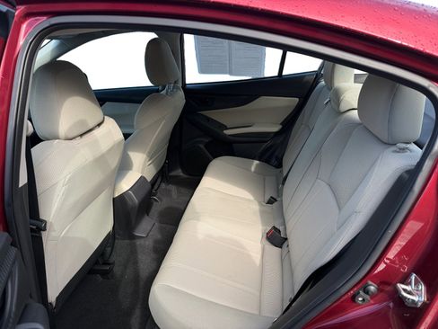 Used 2018 Subaru Impreza 2.0i Premium image 16